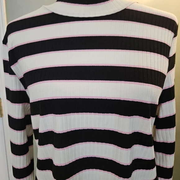 Juicy Couture Striped Black and White Women's Top Size XL New With Tags - Picture 5 of 14
